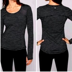 Athleta Heather Stripe Chi Top Grey Long Sleeve Activewear X-Large Athletic